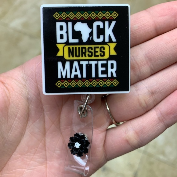 1 black Nurses Matter Brooch Pin - Picture 1 of 4